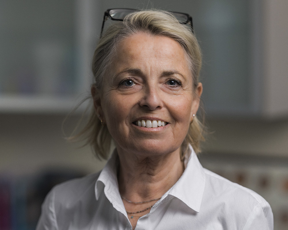 Portrait Dr. Luzia Eckert